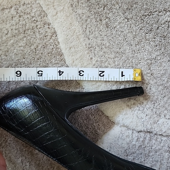 Black Snake Skin Print - Hidden Platform Heels - Size 10 - Picture 11 of 11